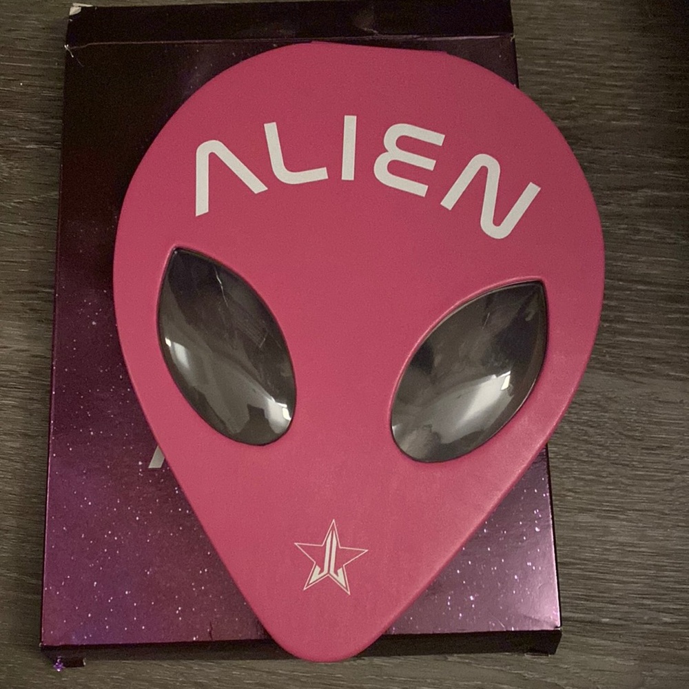 Jeffree Star Alien palette